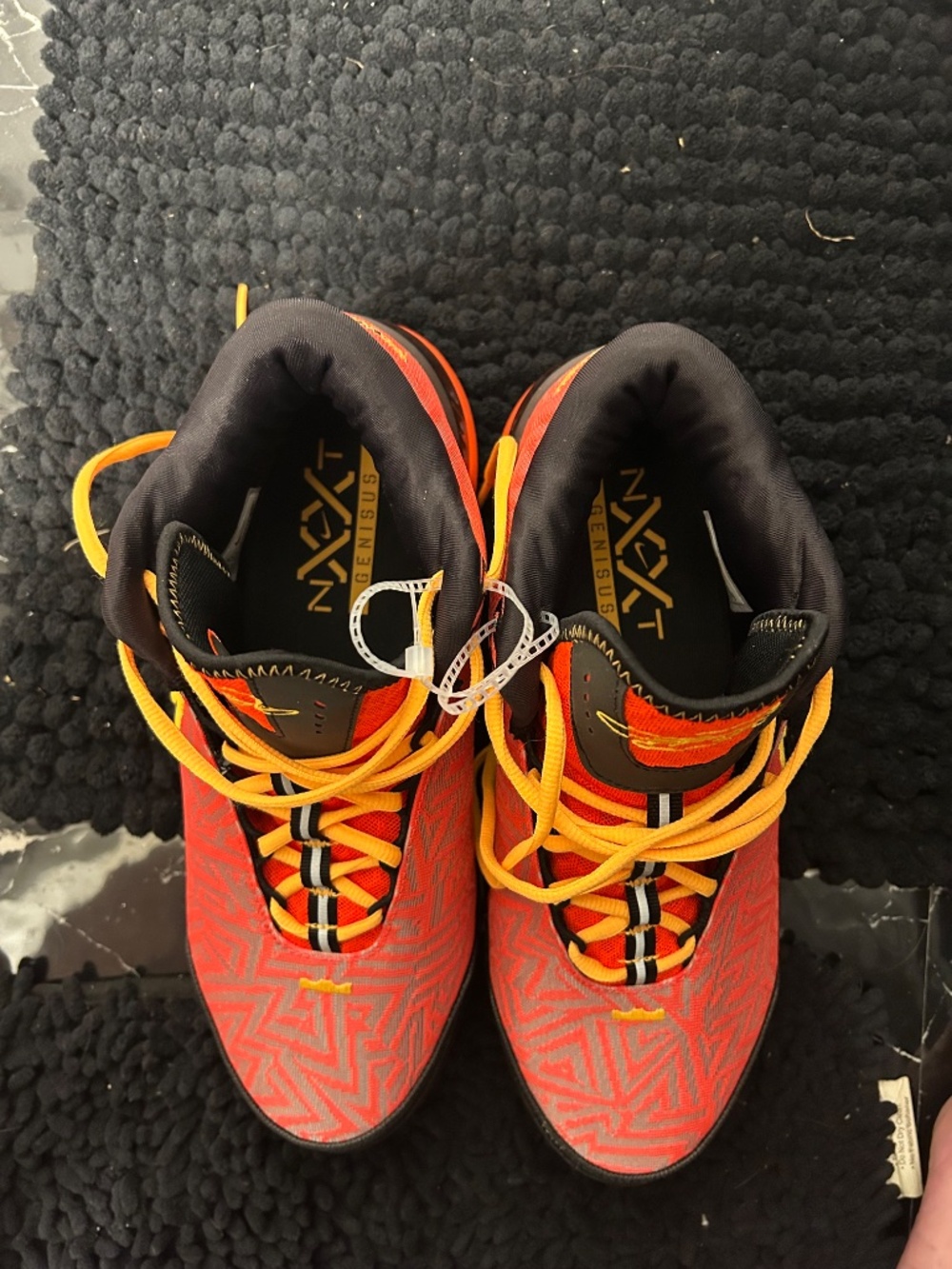 Shoes - Picture 6 of 7